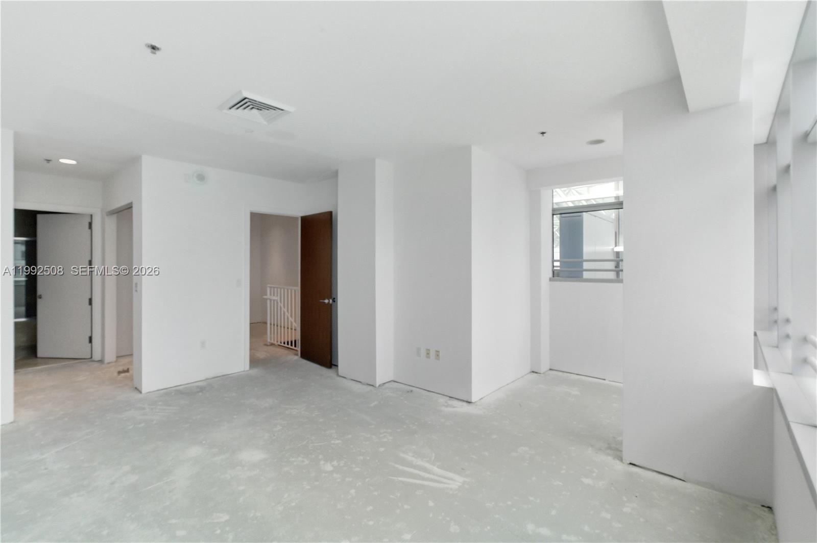 MAYFIELD CONDO - Residential