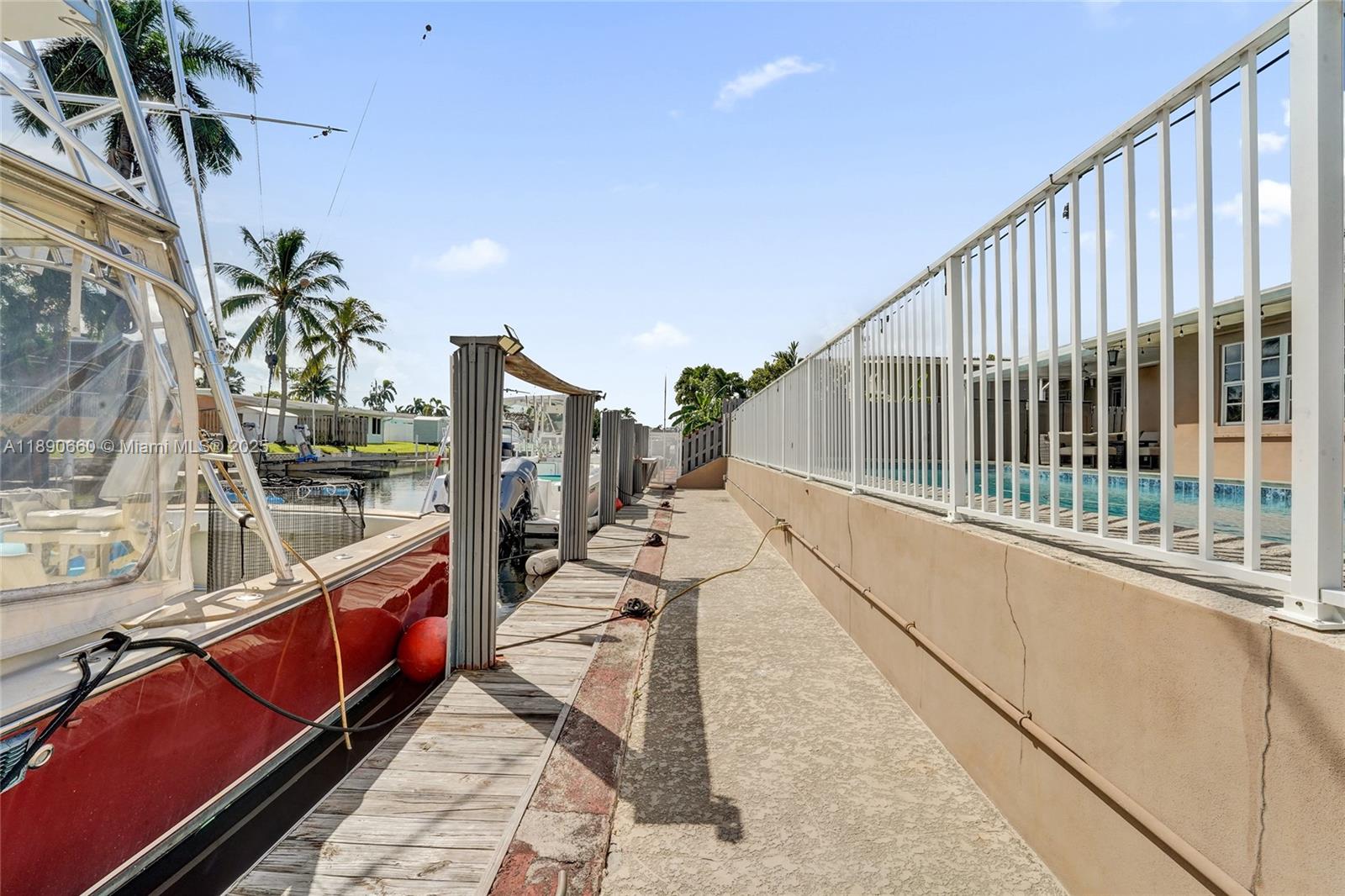 LAUDERDALE ISLES NO 2-BLK - Residential