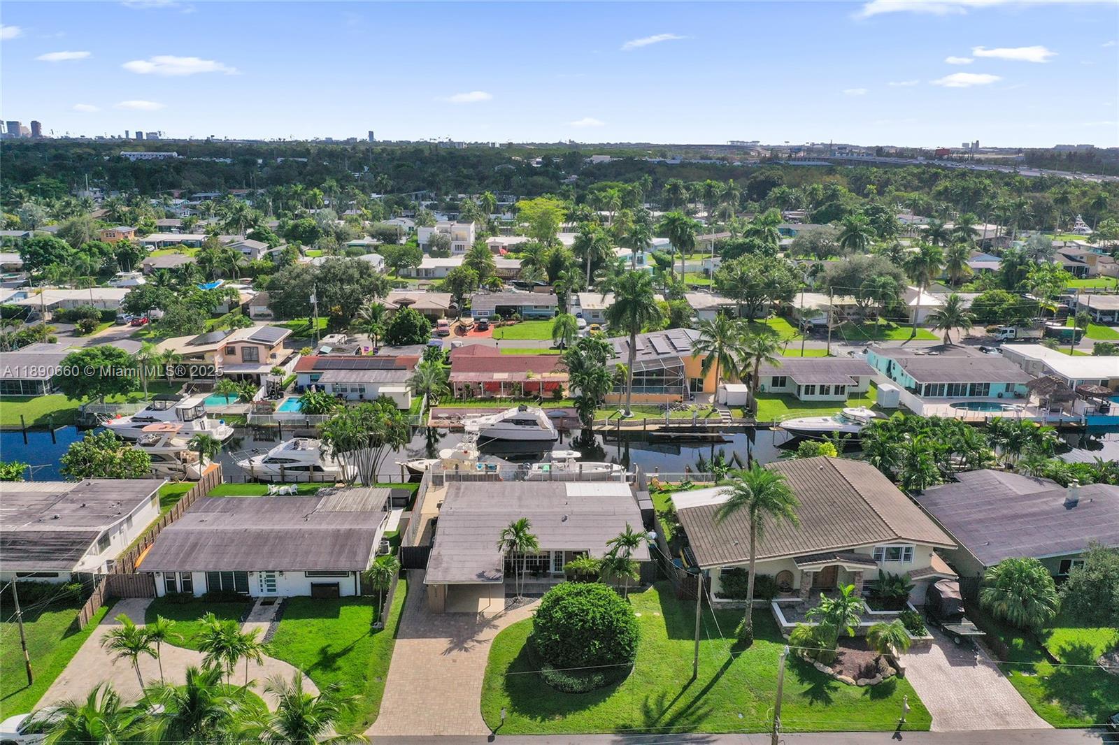 LAUDERDALE ISLES NO 2-BLK - Residential