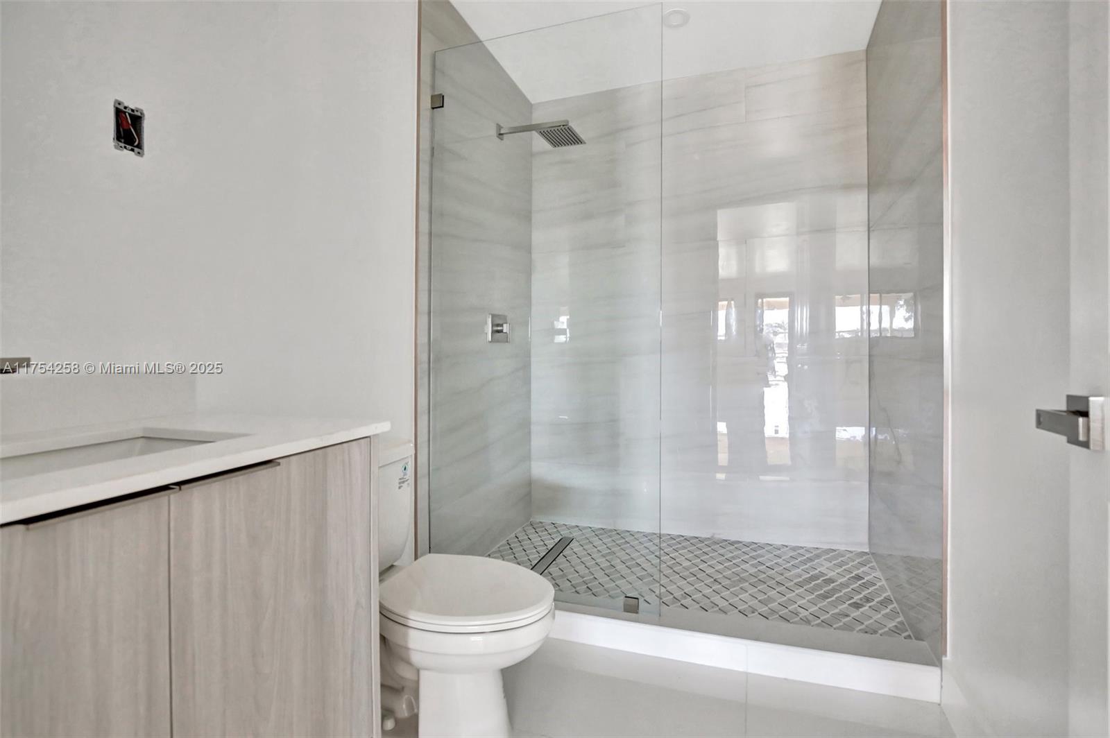 COUNTRY CLUB RANCHES SEC - Residential