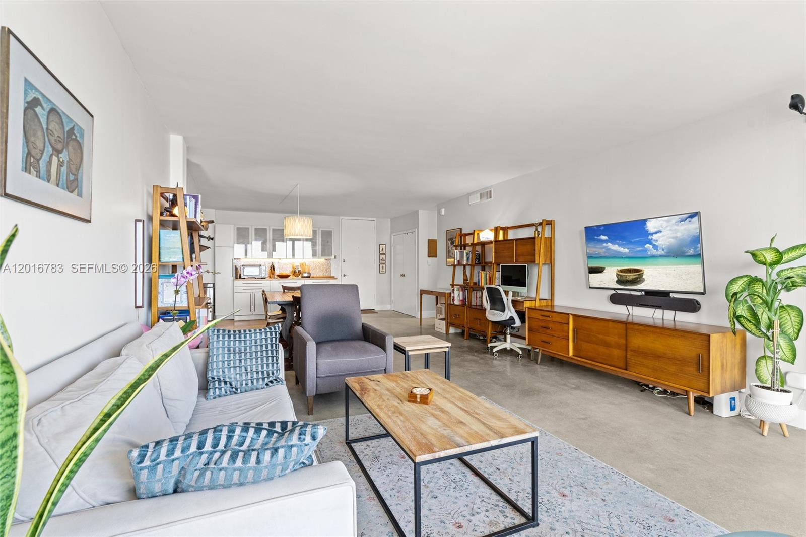 PALM BAY CONDOMINIUM - Residential