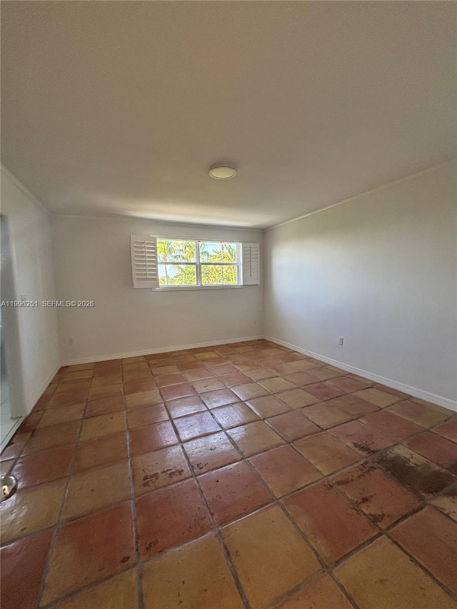 CRANDON TOWER CONDO - Residential