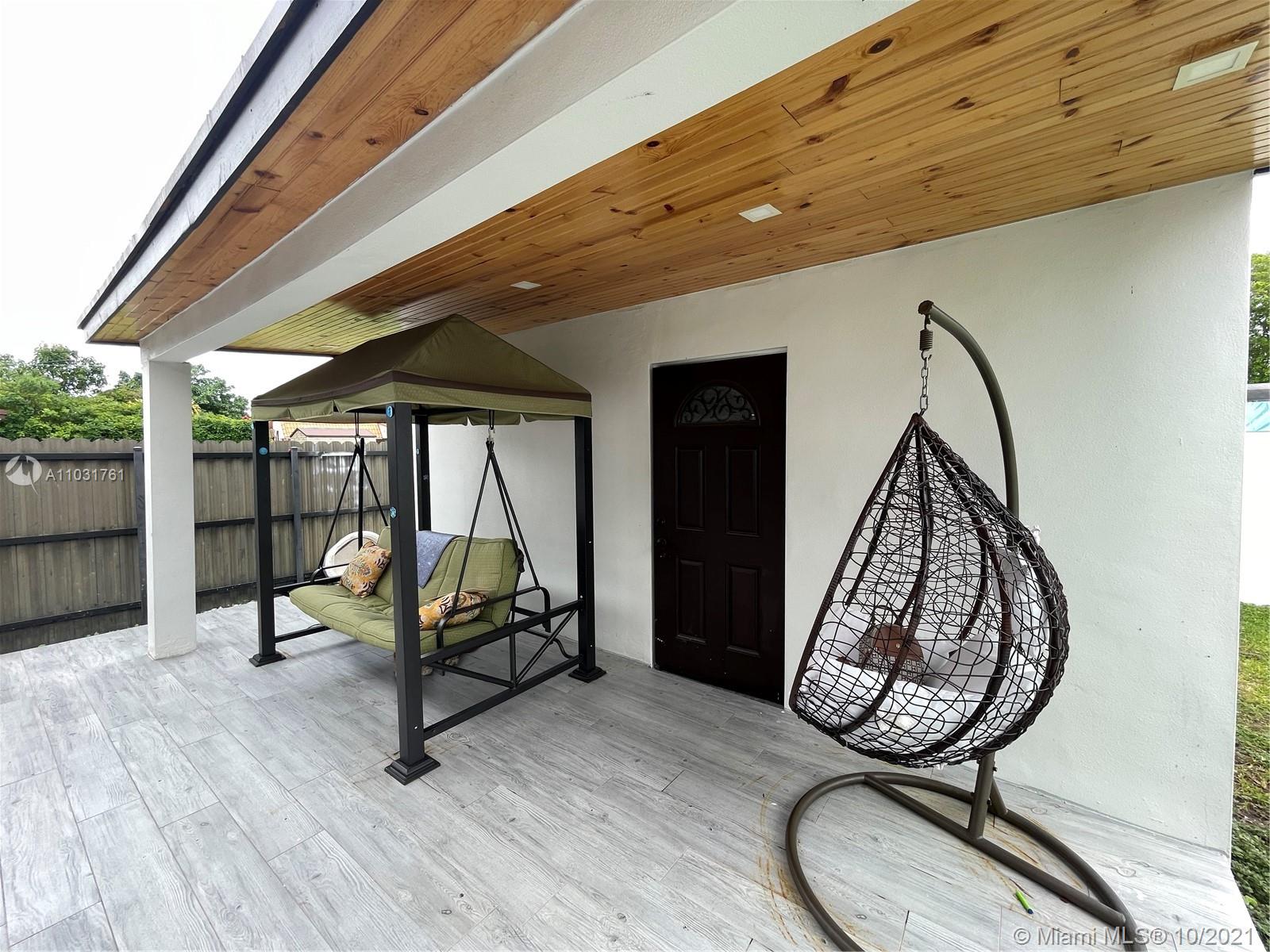 LEE GROVE ESTS - Residential