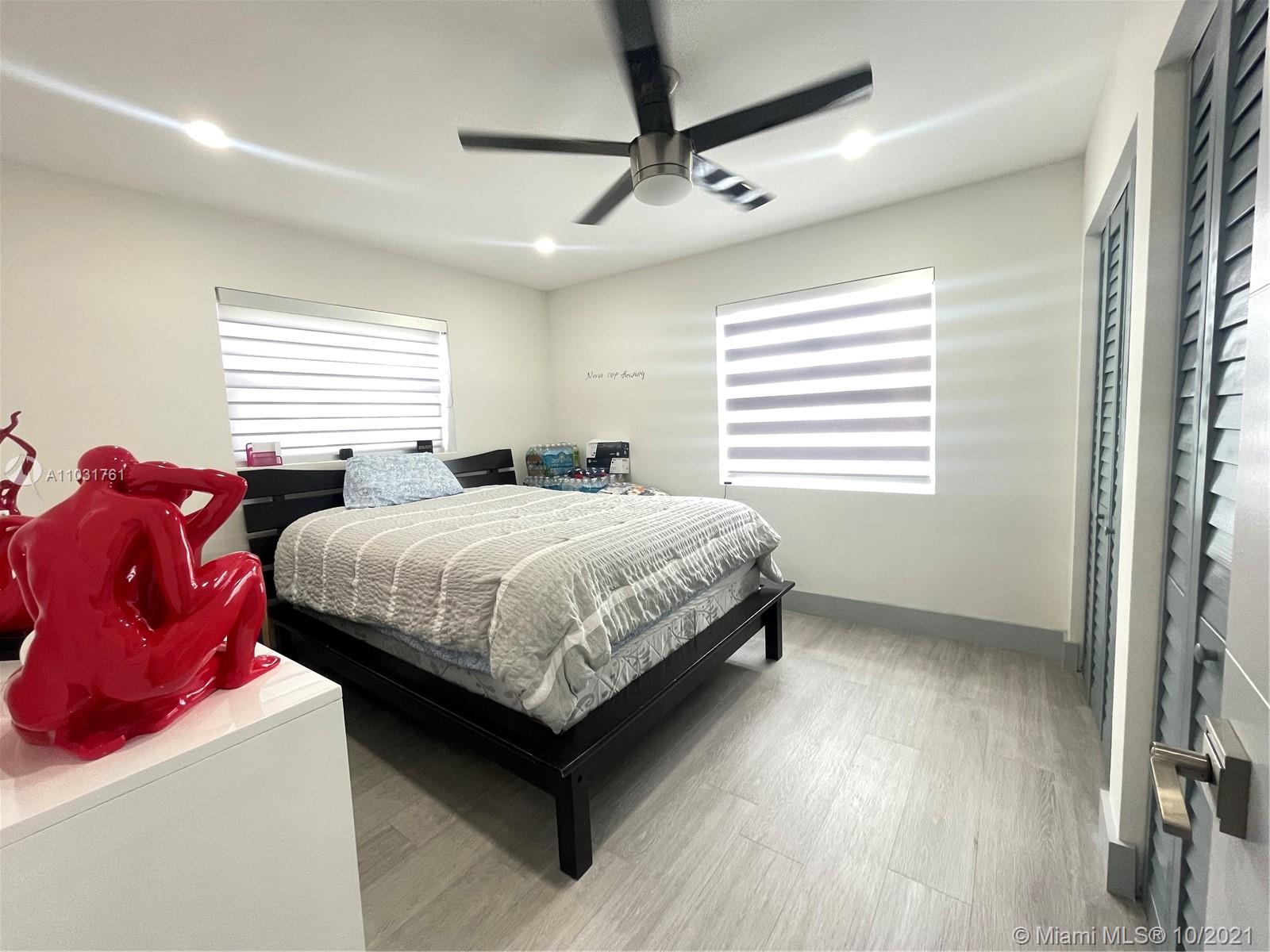 LEE GROVE ESTS - Residential