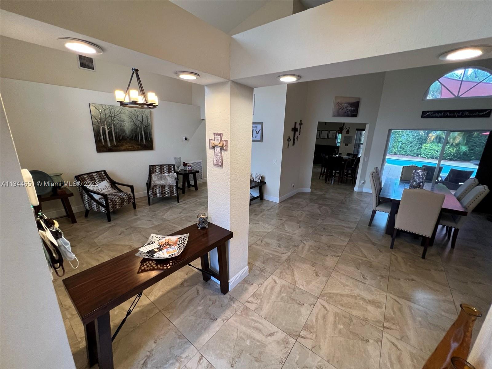 FOREST RIDGE SINGLE FAMIL - Residential