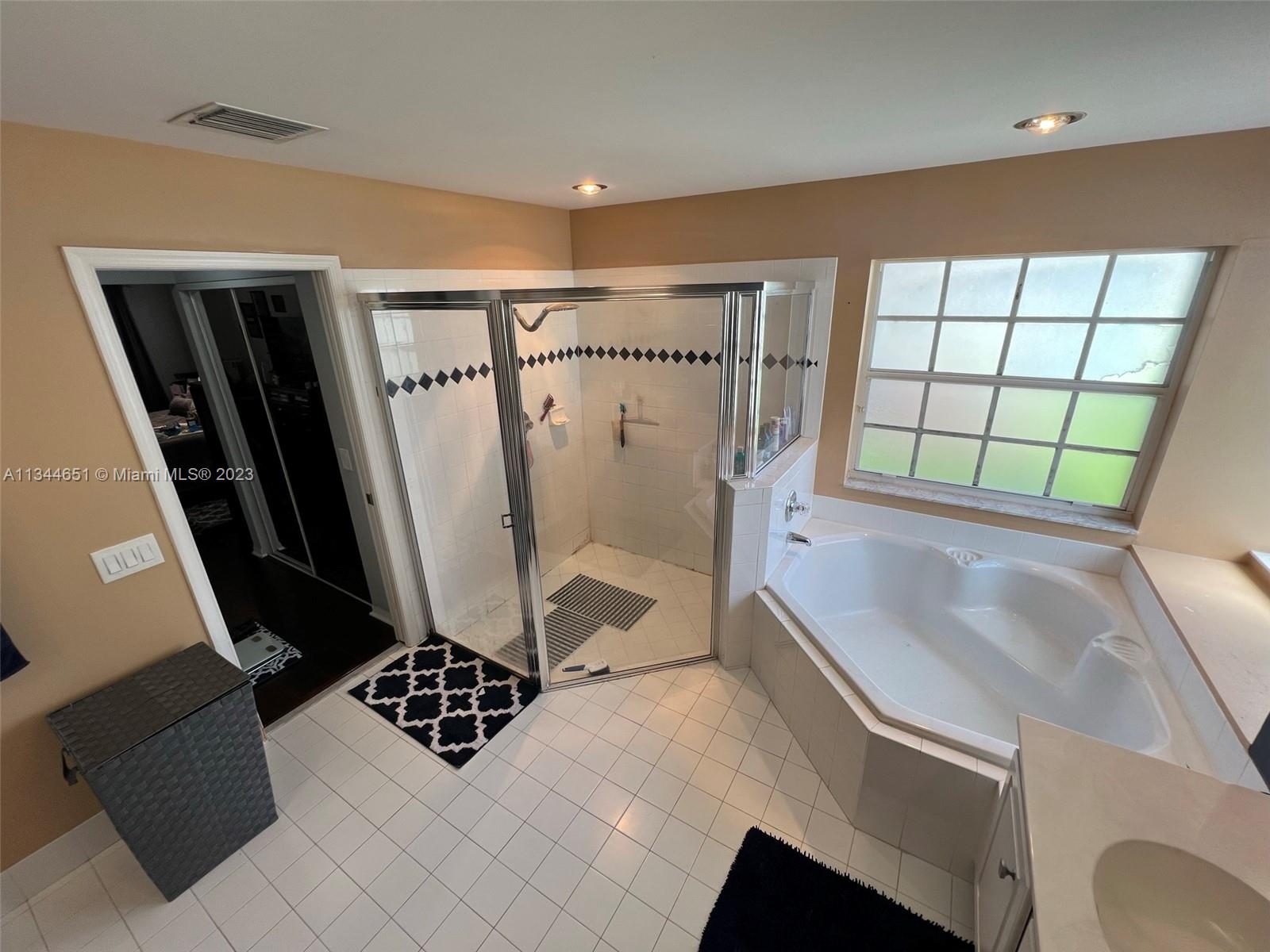 FOREST RIDGE SINGLE FAMIL - Residential