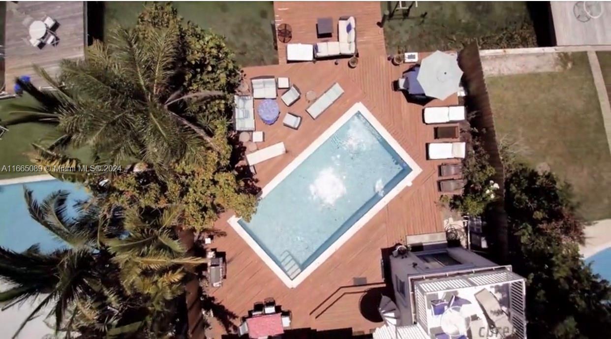 BISCAYNE BEACH-2ND ADDN - Residential