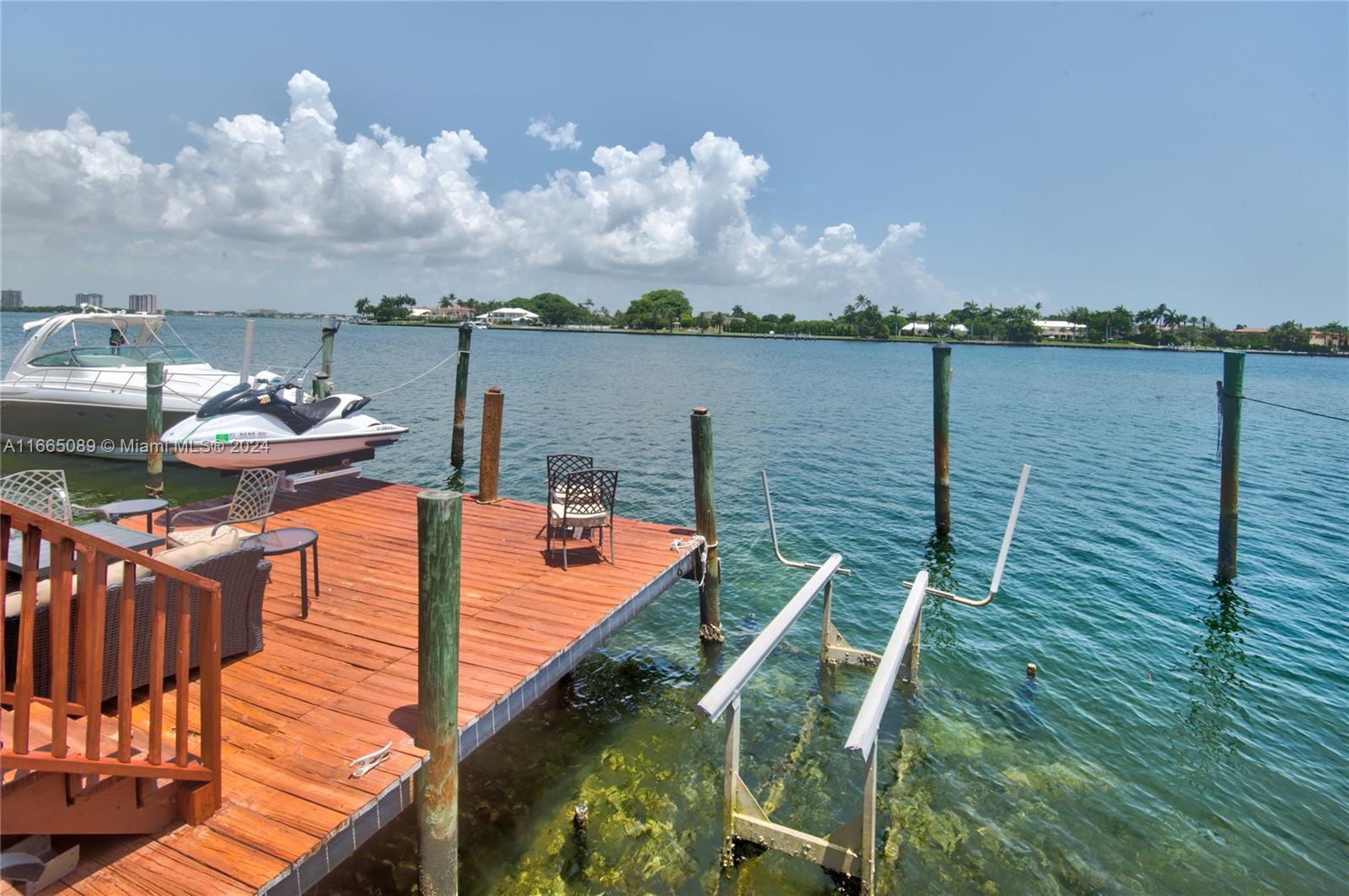 BISCAYNE BEACH-2ND ADDN - Residential