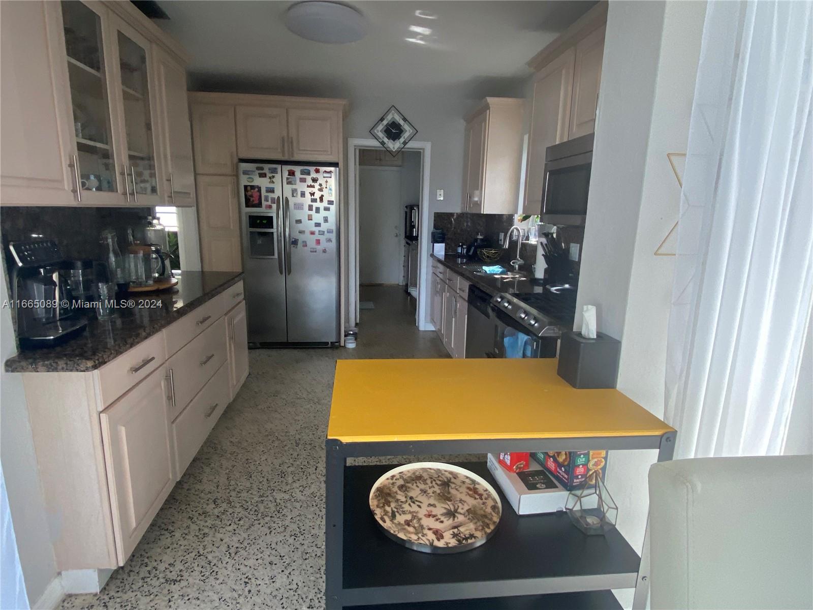 BISCAYNE BEACH-2ND ADDN - Residential