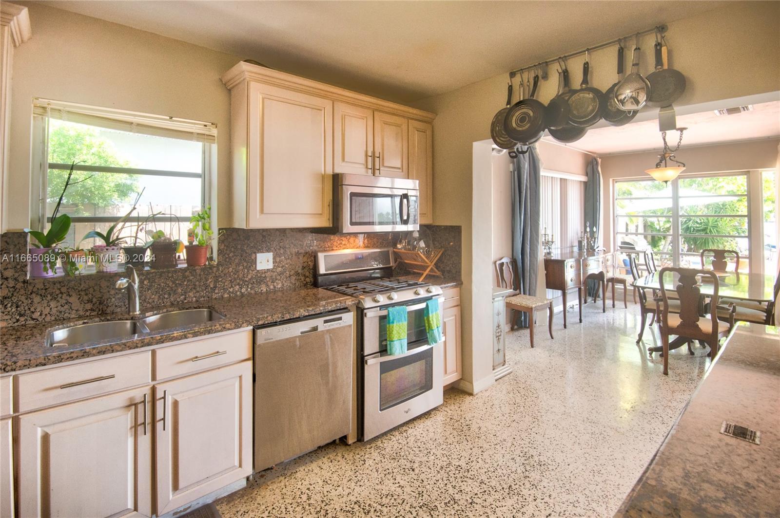 BISCAYNE BEACH-2ND ADDN - Residential