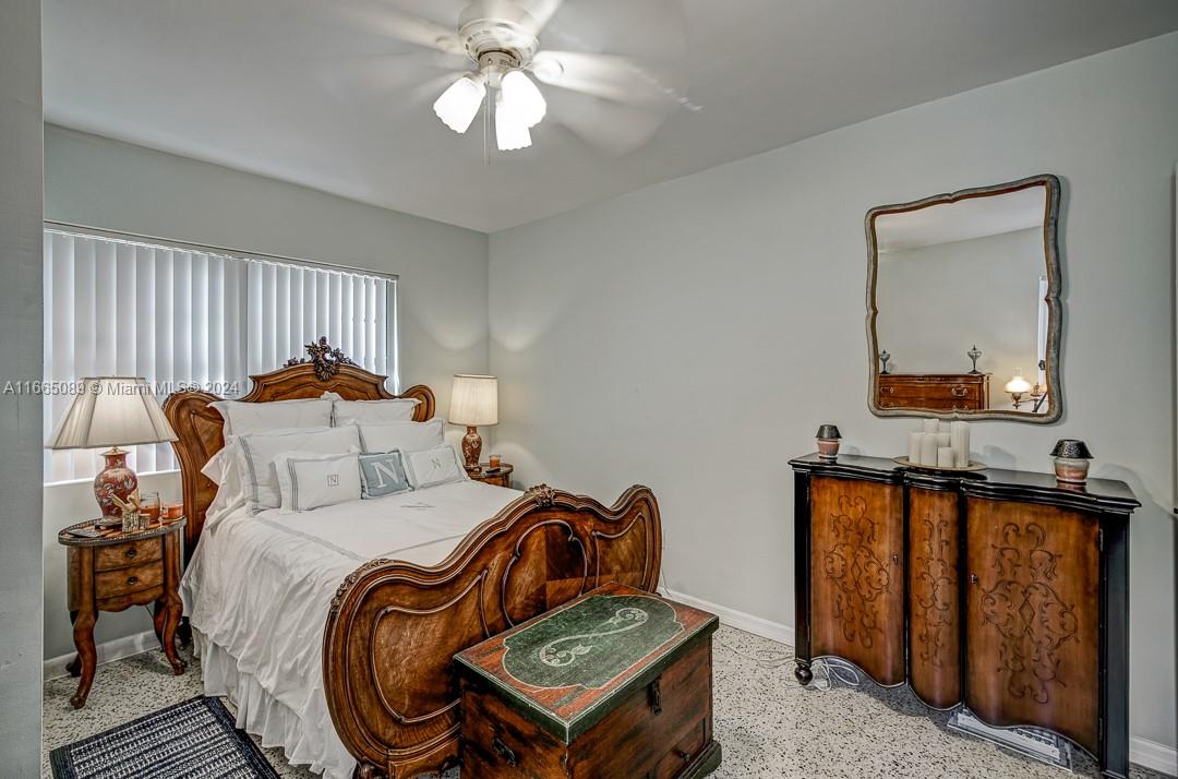BISCAYNE BEACH-2ND ADDN - Residential