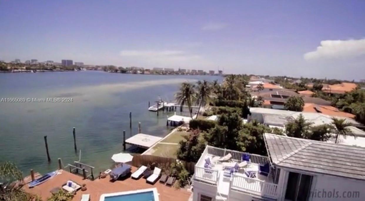 BISCAYNE BEACH-2ND ADDN - Residential