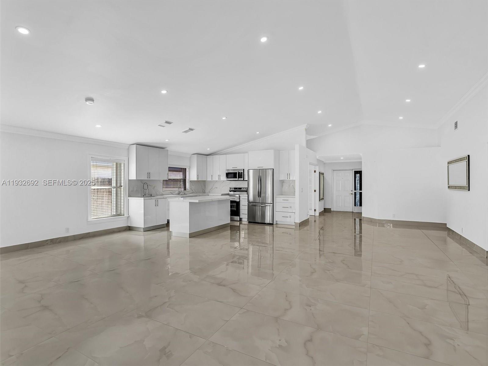 BANYAN OAKRIDGE PLAT - Residential