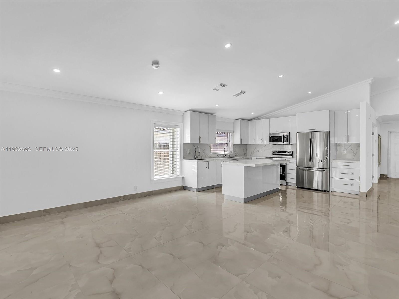 BANYAN OAKRIDGE PLAT - Residential