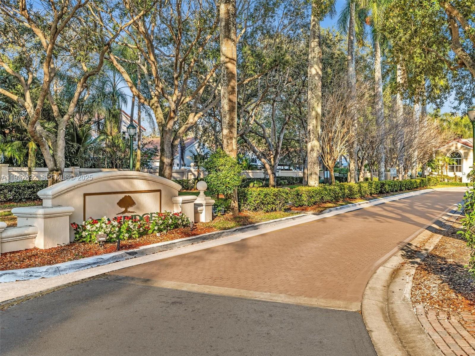 BANYAN OAKRIDGE PLAT - Residential