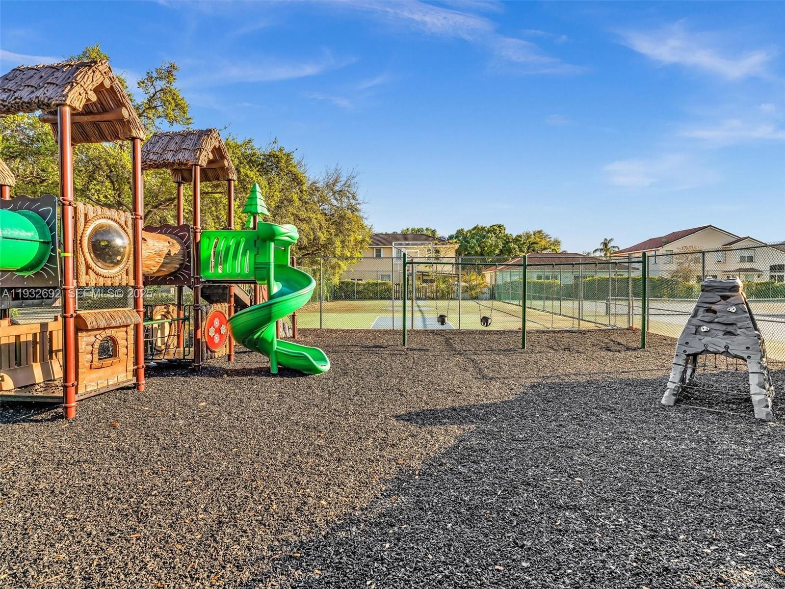 BANYAN OAKRIDGE PLAT - Residential