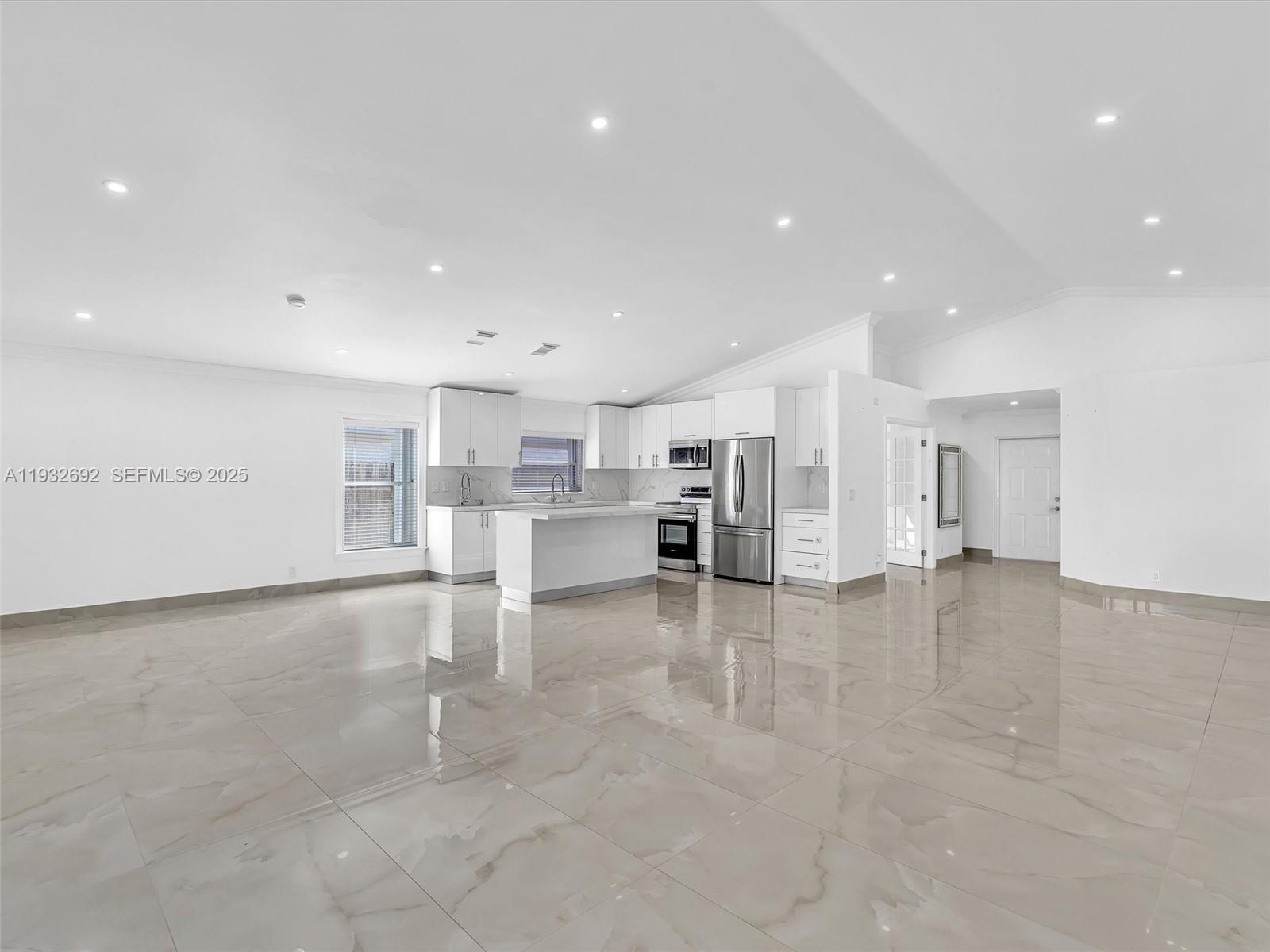 BANYAN OAKRIDGE PLAT - Residential