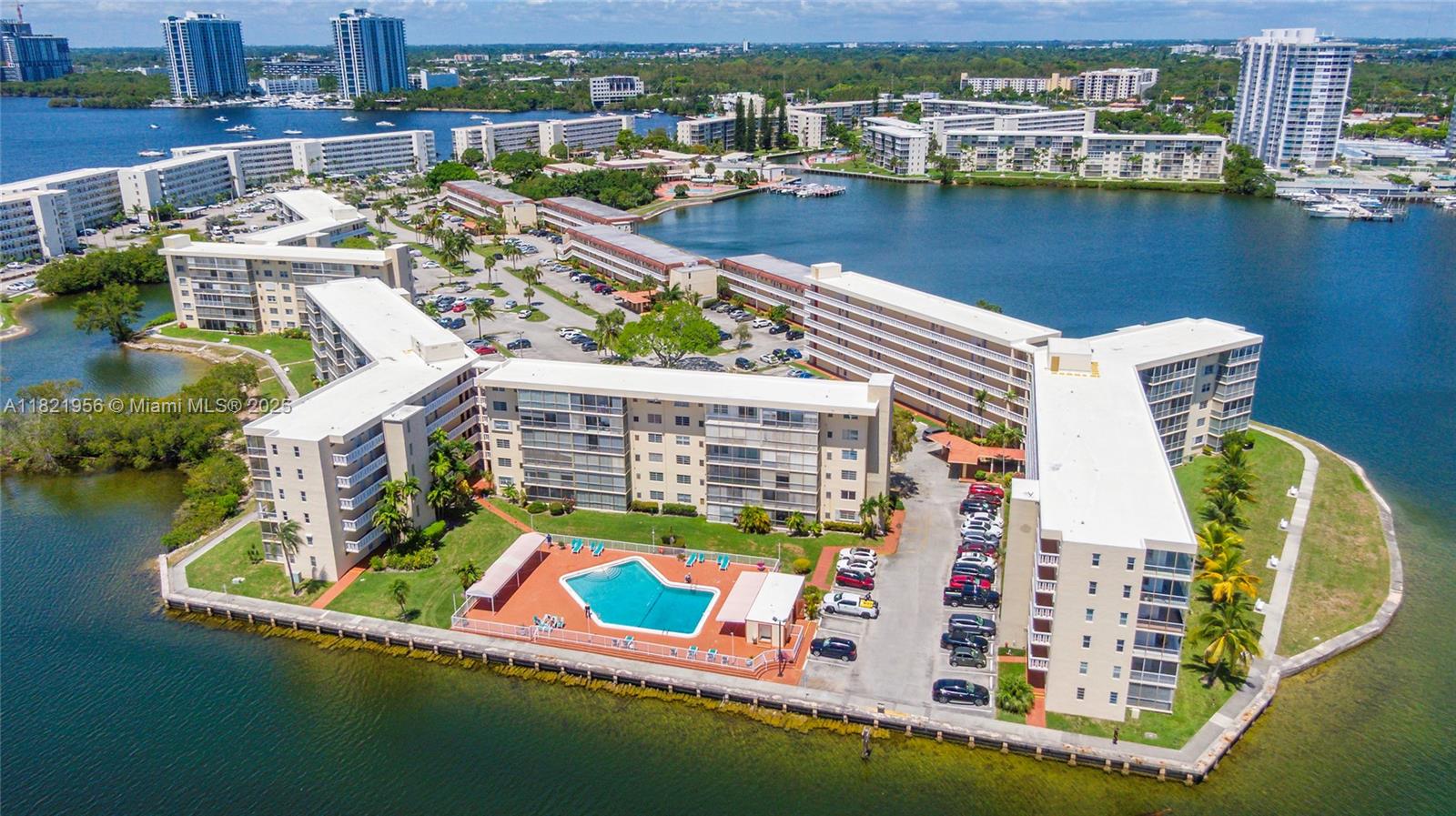 Property for Sale at 2930 Point East Dr E106, Aventura, Miami-Dade County, Florida - Bedrooms: 1 
Bathrooms: 1  - $189,900