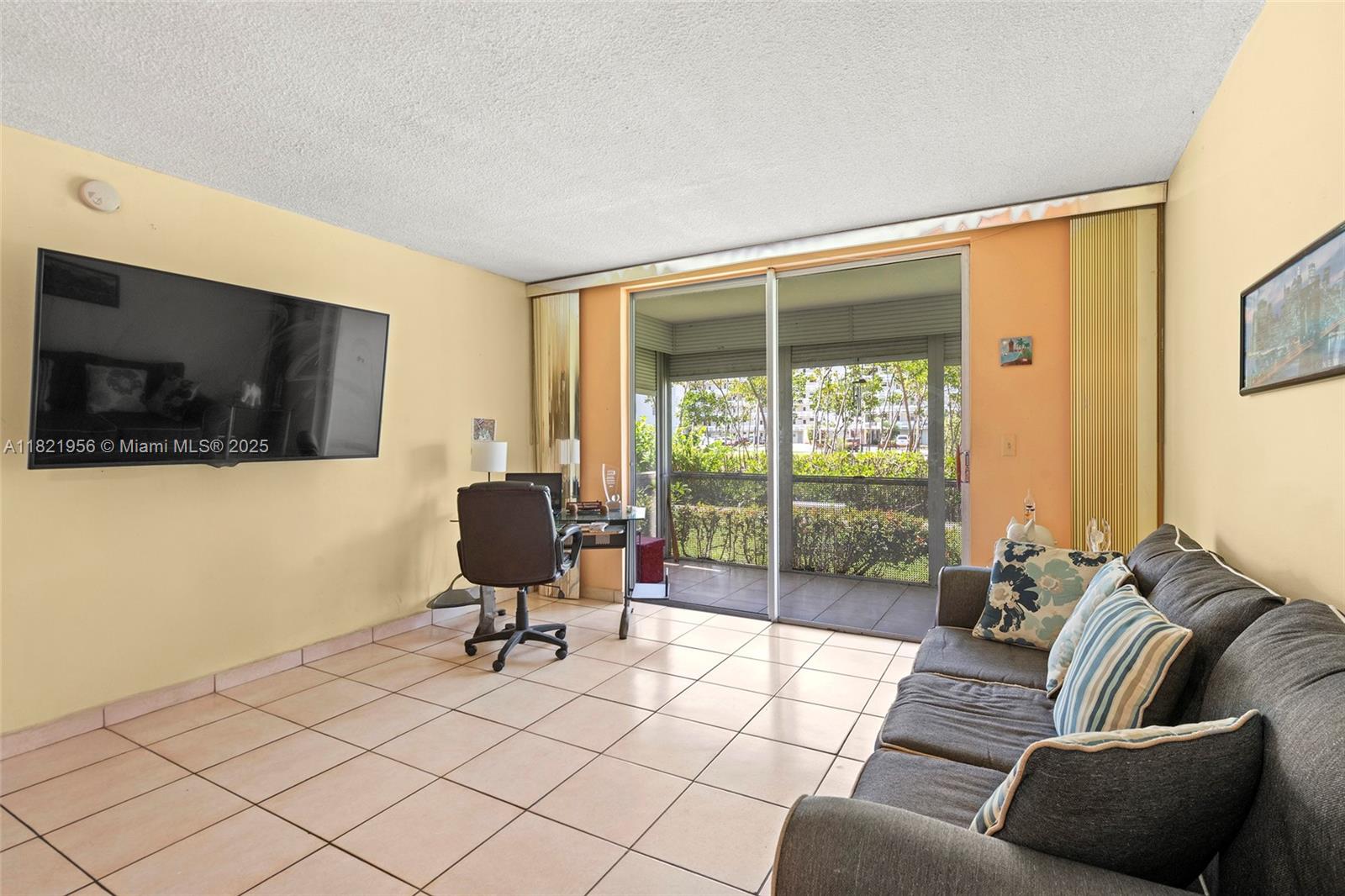 POINT EAST ONE CONDO-BLDG - Residential