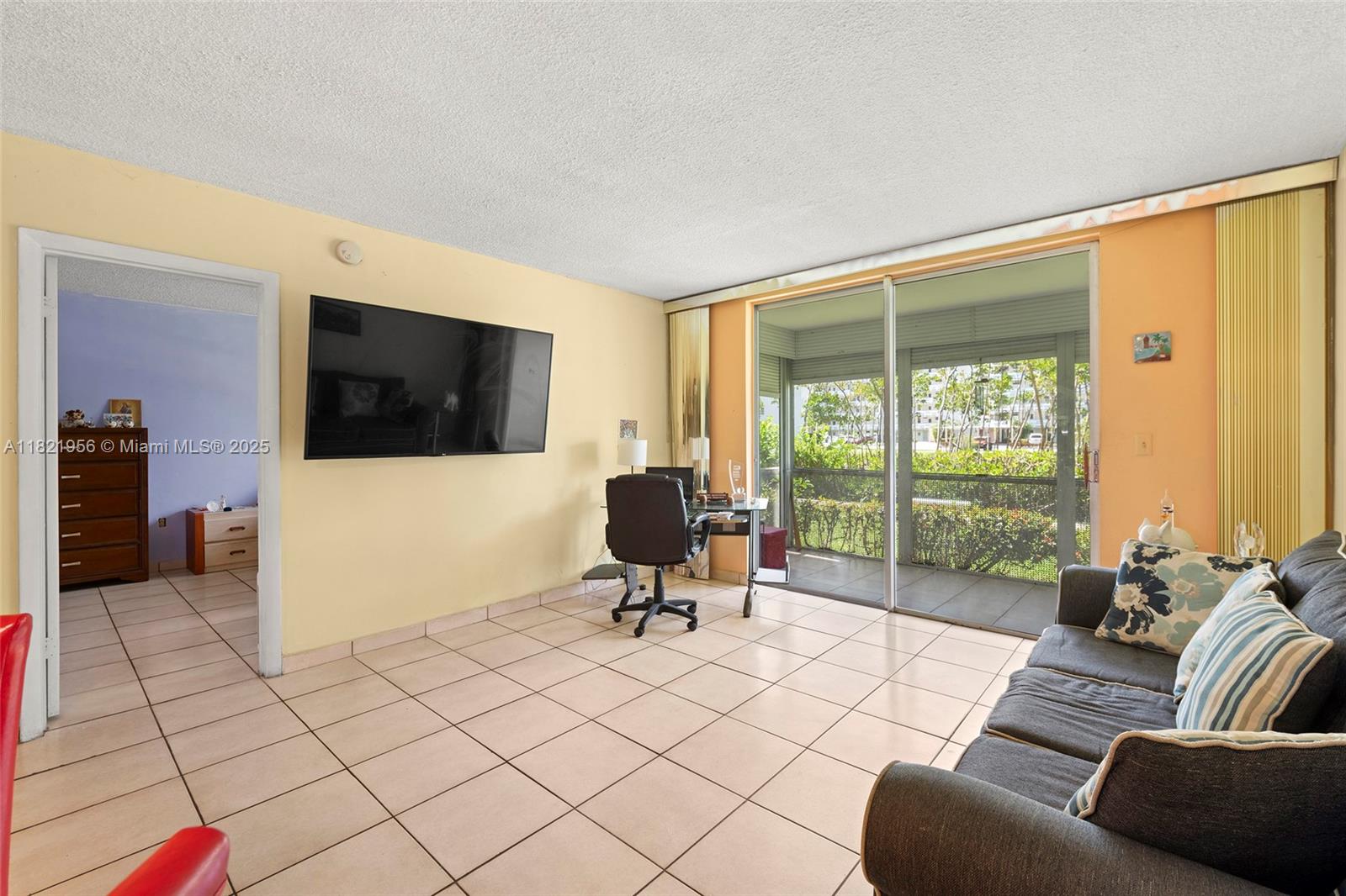 POINT EAST ONE CONDO-BLDG - Residential