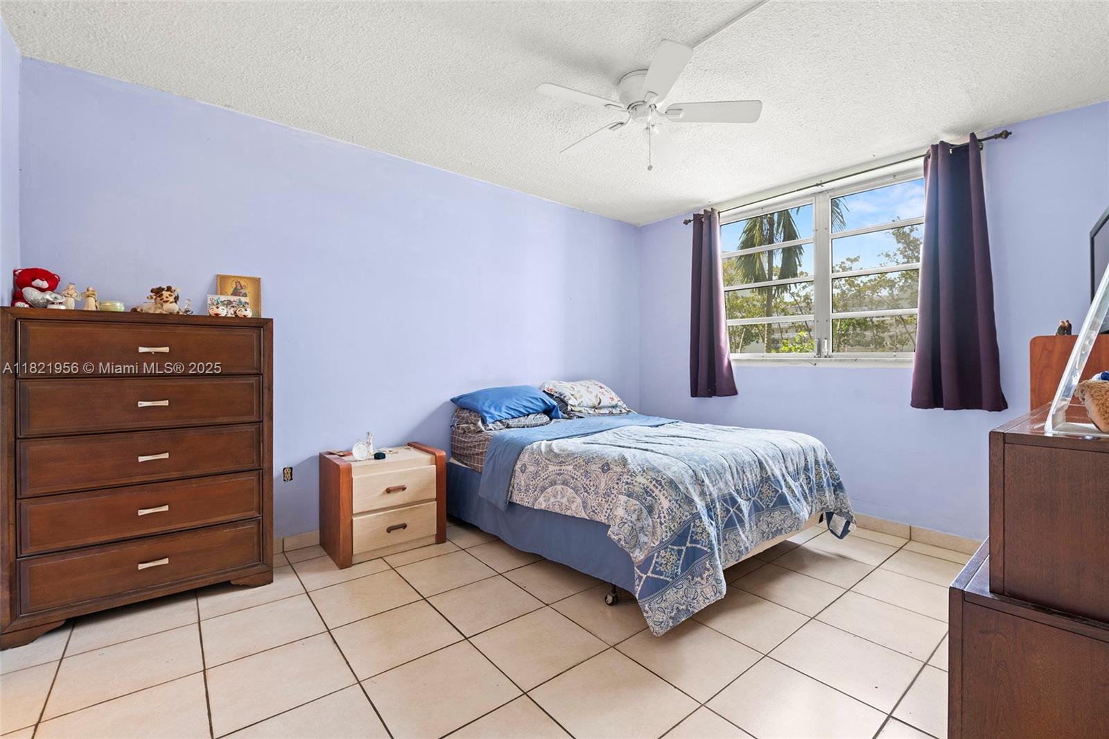 POINT EAST ONE CONDO-BLDG - Residential