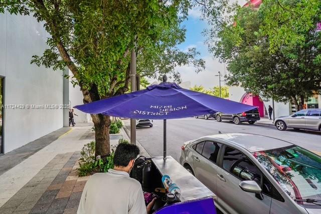 SHADOWLAWN - Residential