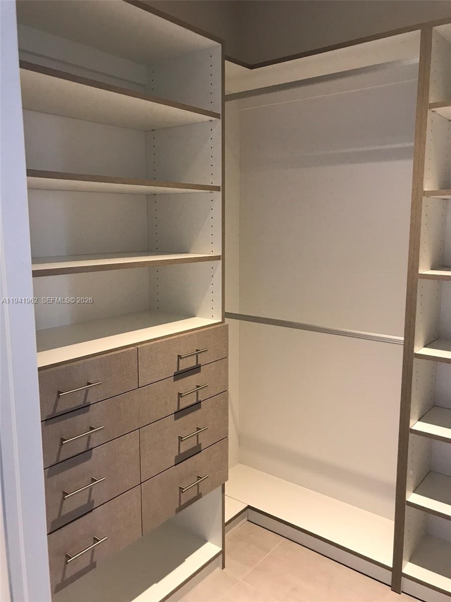 BRICKELL TEN CONDO - Residential