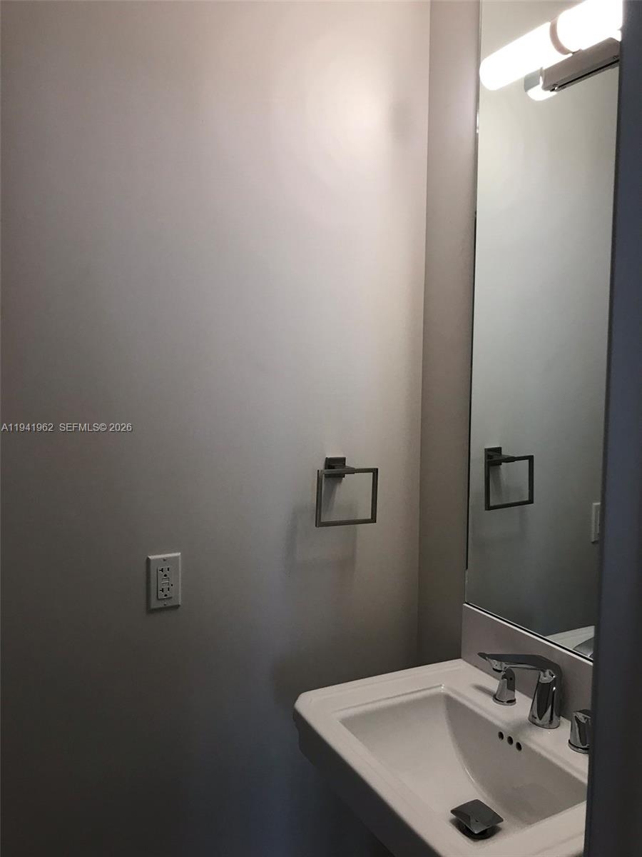 BRICKELL TEN CONDO - Residential