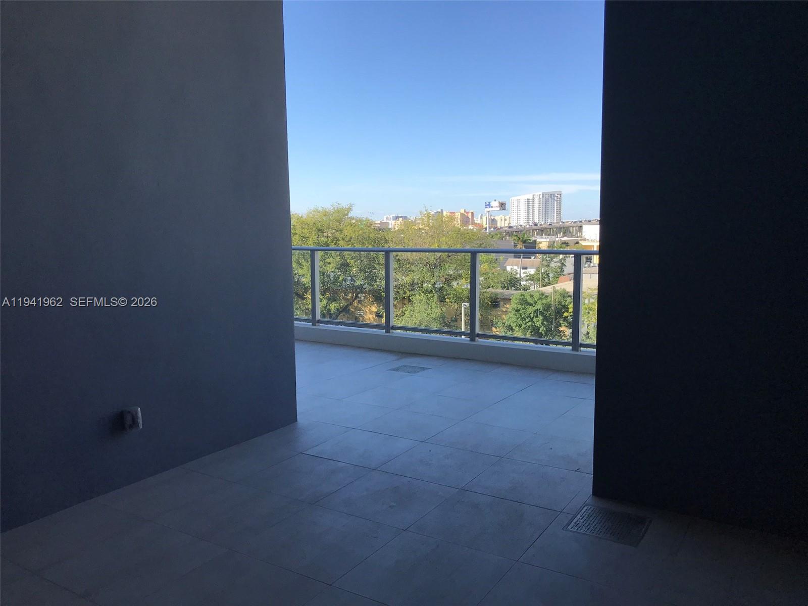 BRICKELL TEN CONDO - Residential