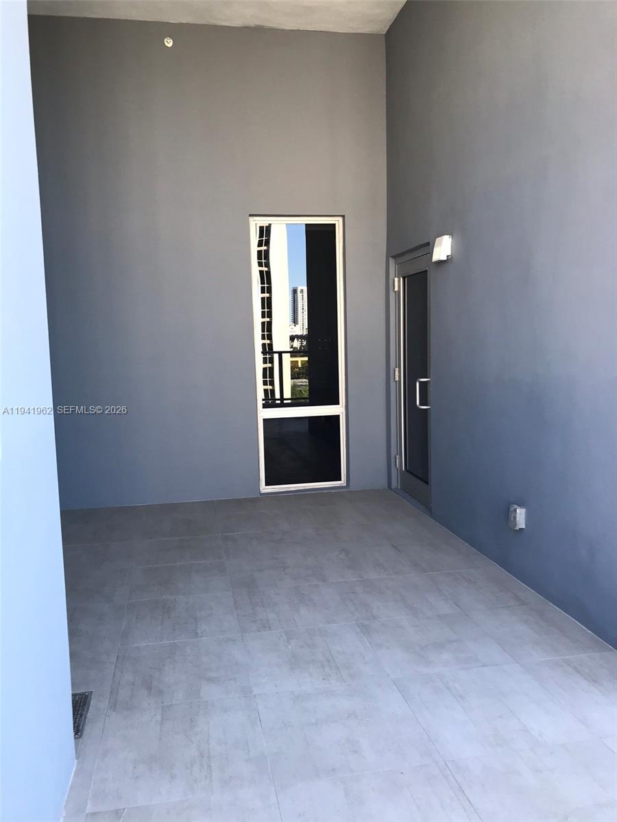 BRICKELL TEN CONDO - Residential