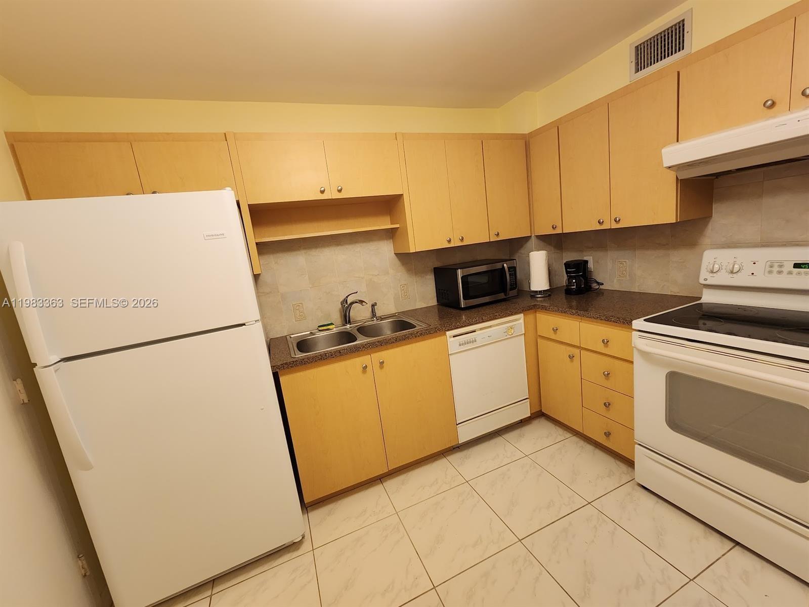 OCEAN VIEW TOWERS CONDO - Residential