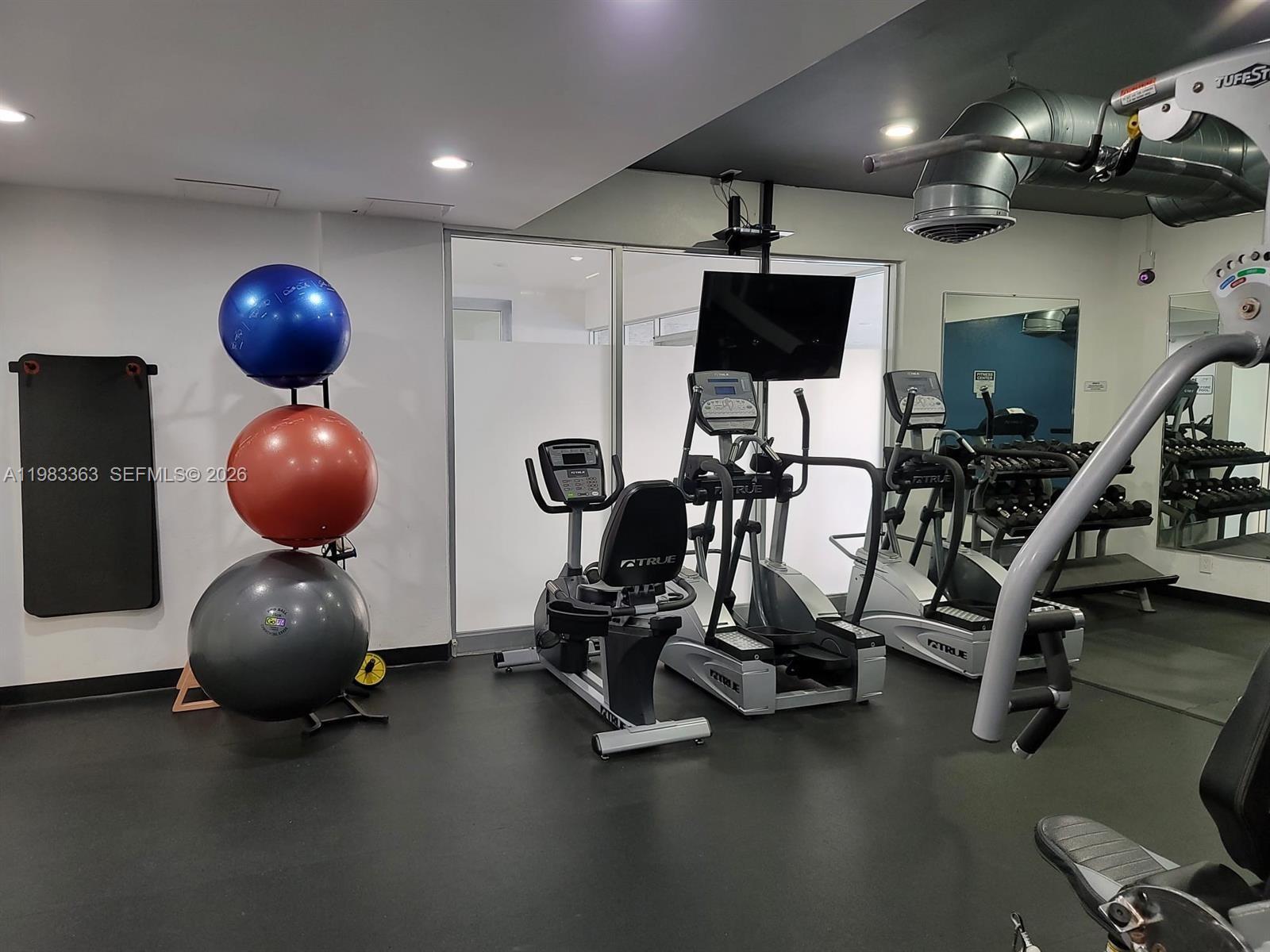 OCEAN VIEW TOWERS CONDO - Residential