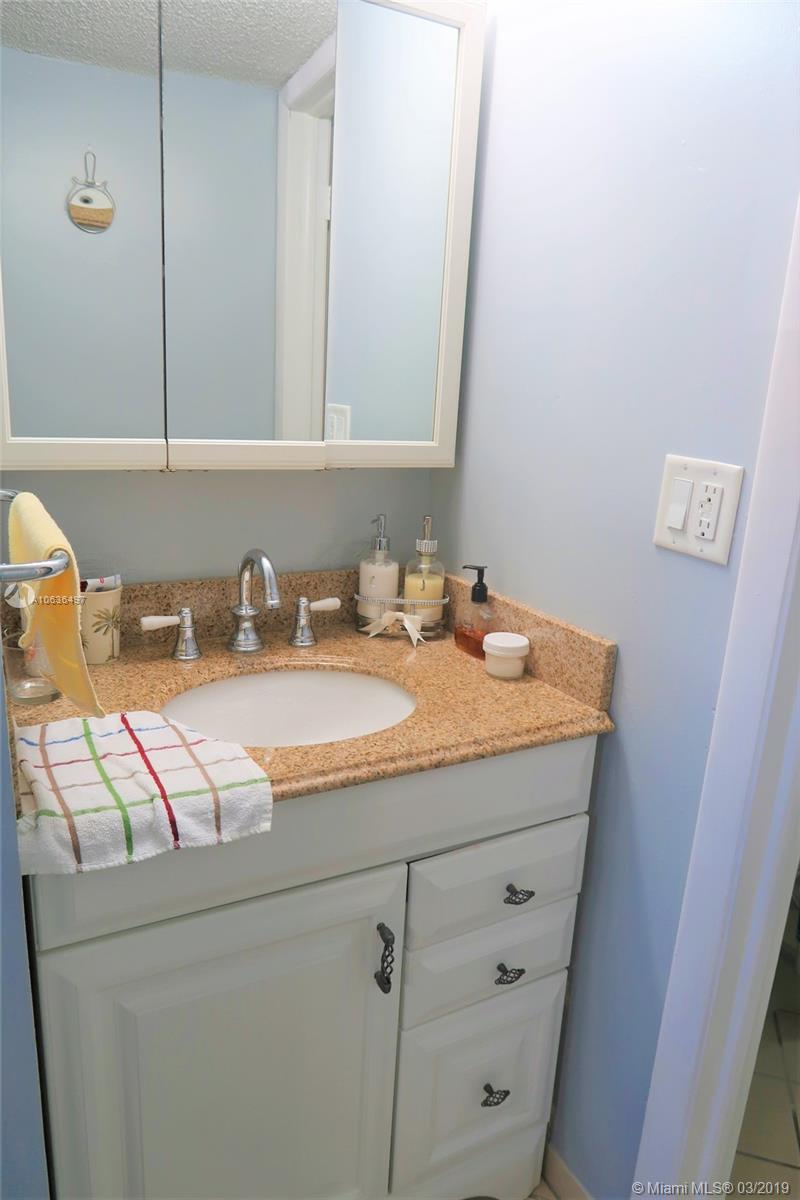 VILLAS DEL SOL CONDO - Residential