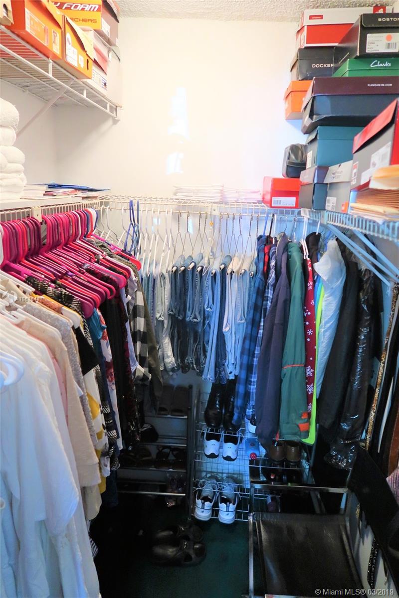 VILLAS DEL SOL CONDO - Residential