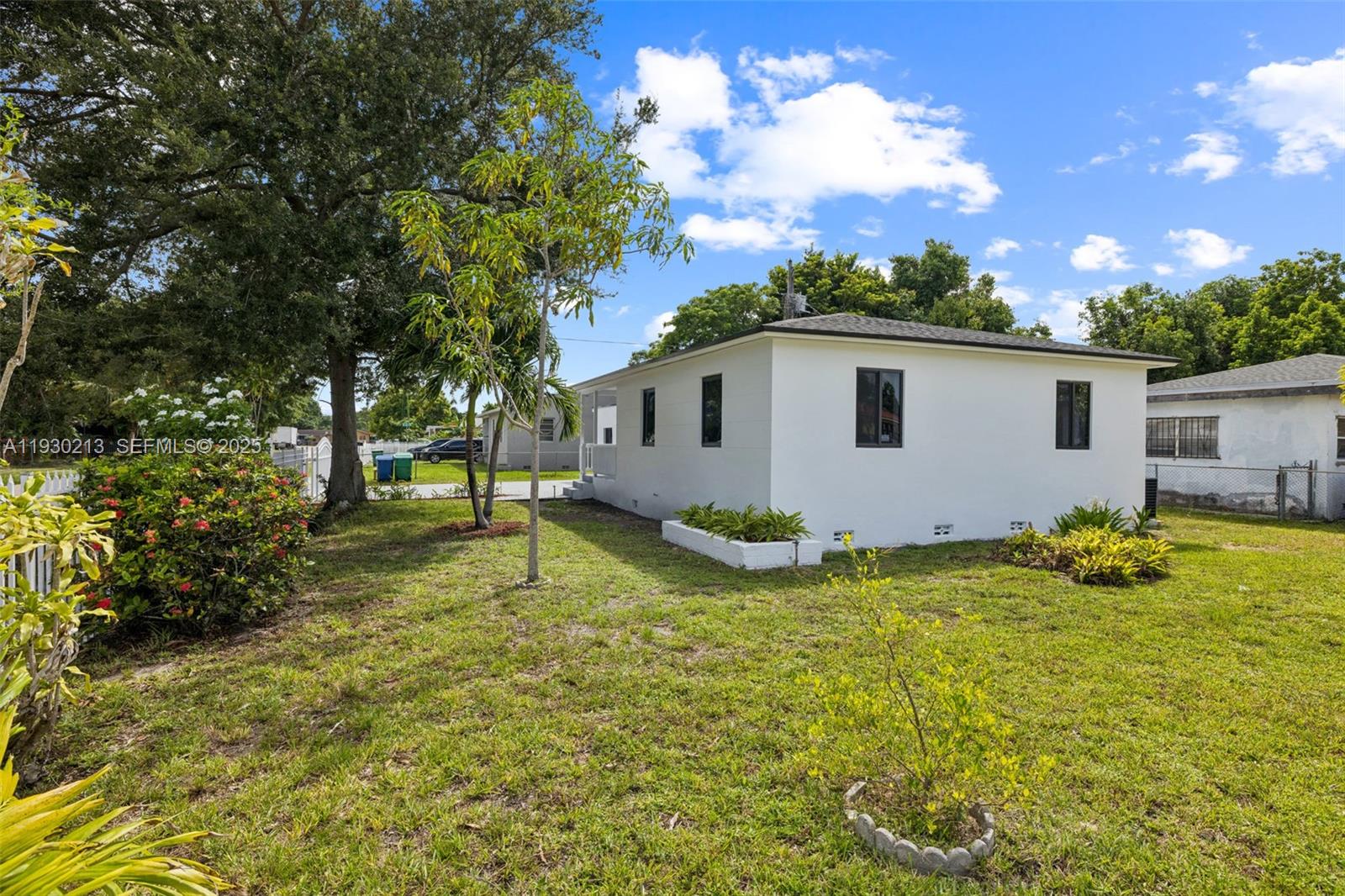 BROADMOOR MANOR - Residential Lease