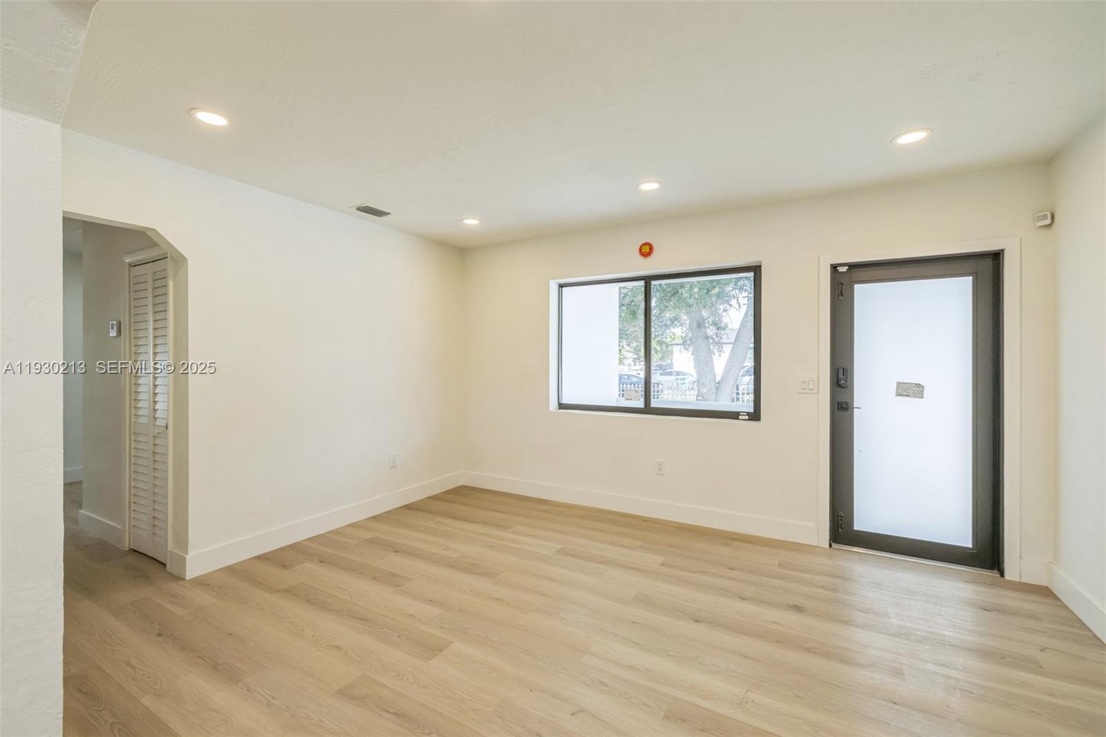 BROADMOOR MANOR - Residential Lease