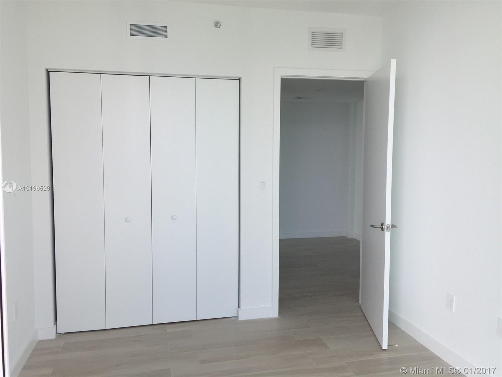 SLS - Residential Lease