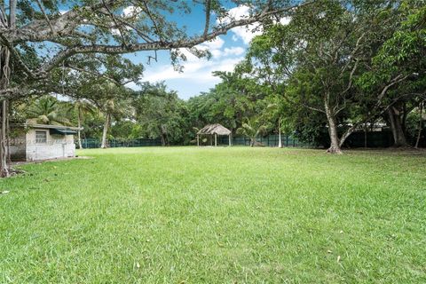 A home in Pinecrest