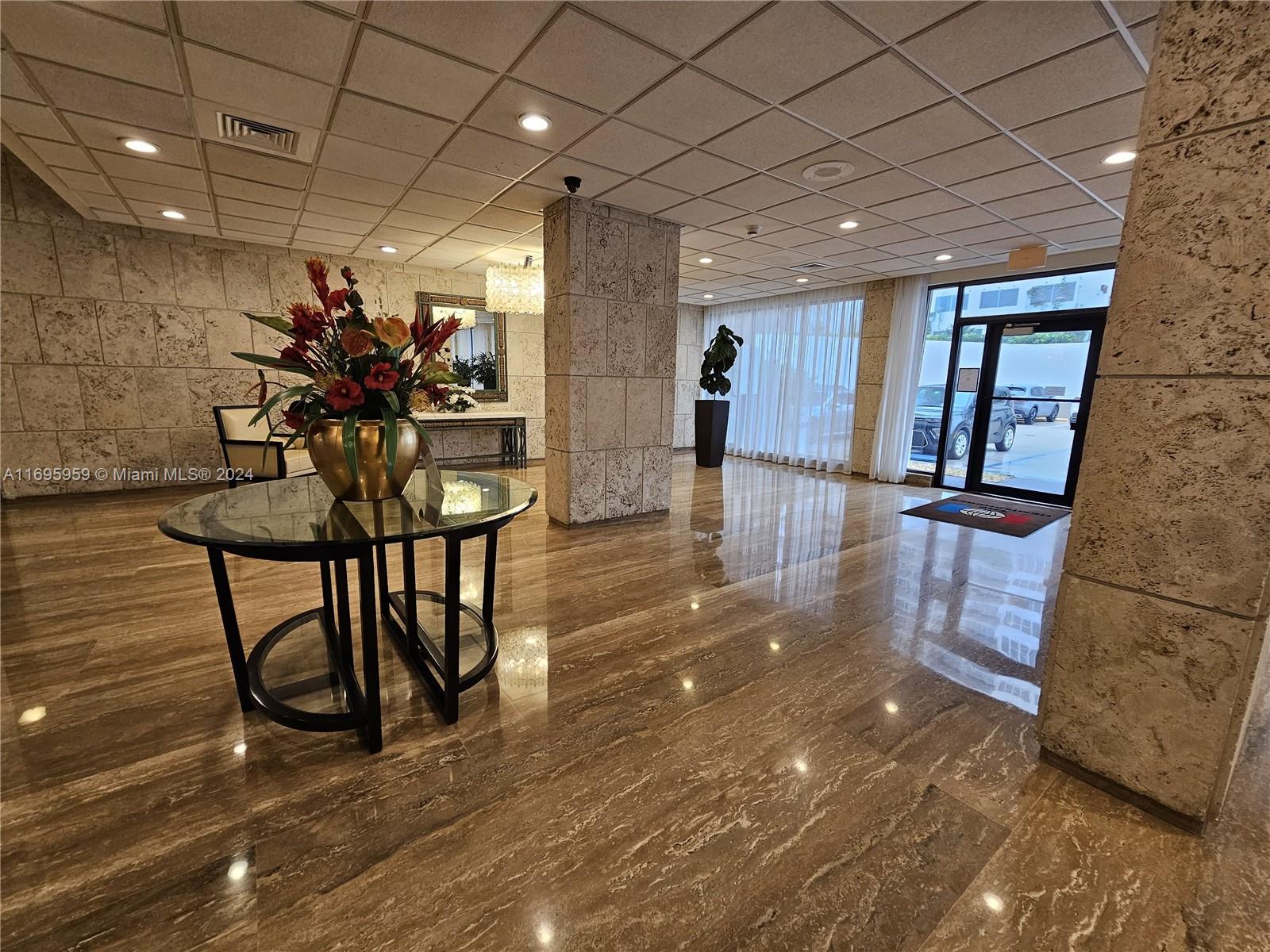 HEMISPHERES CONDO - Residential Lease