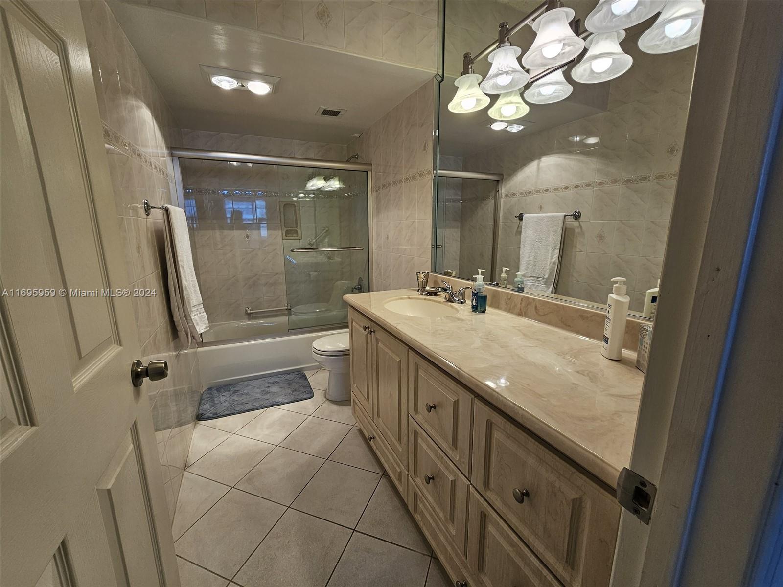 HEMISPHERES CONDO - Residential Lease