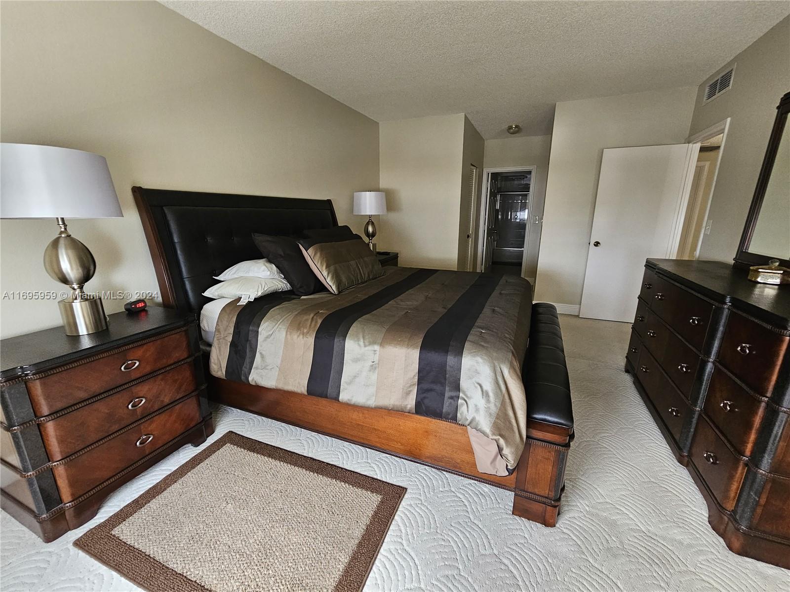 HEMISPHERES CONDO - Residential Lease