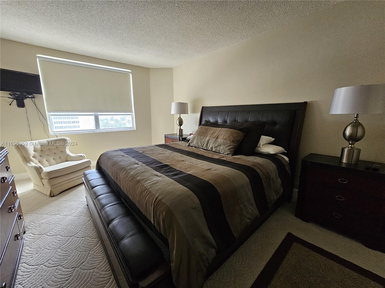 HEMISPHERES CONDO - Residential Lease