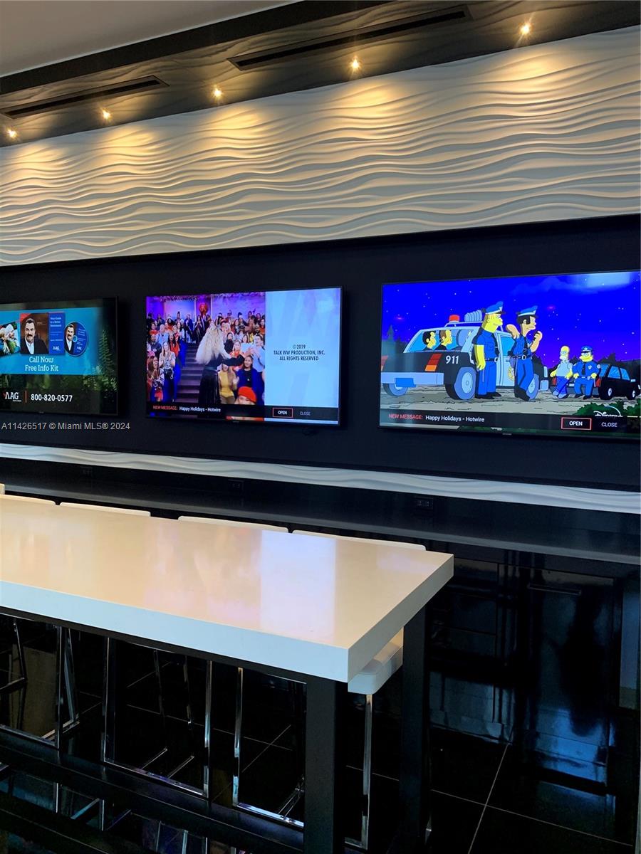 PARAMOUNT MIAMI WORLDCENT - Residential