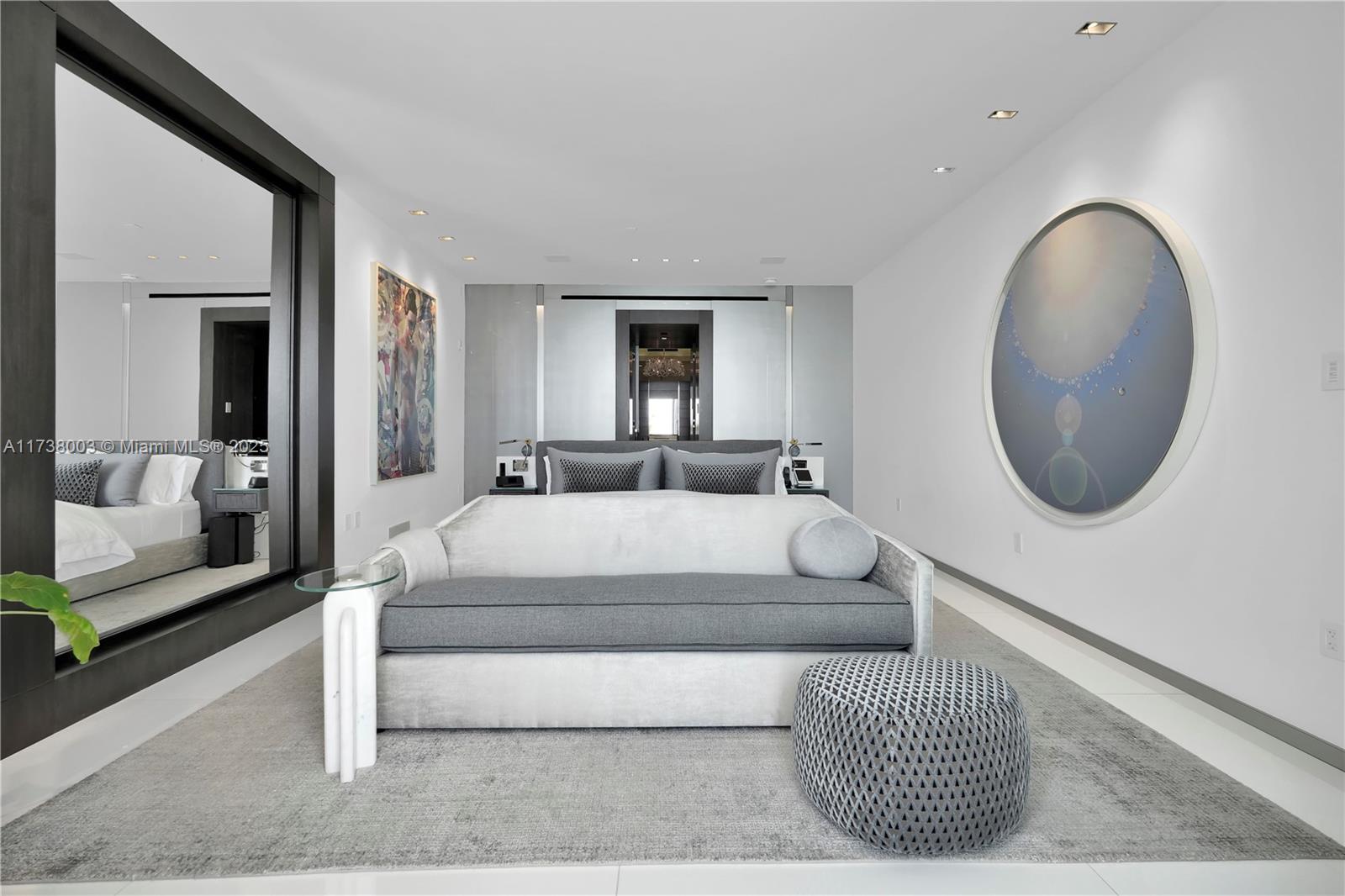OCEAN HOUSE CONDO - Residential