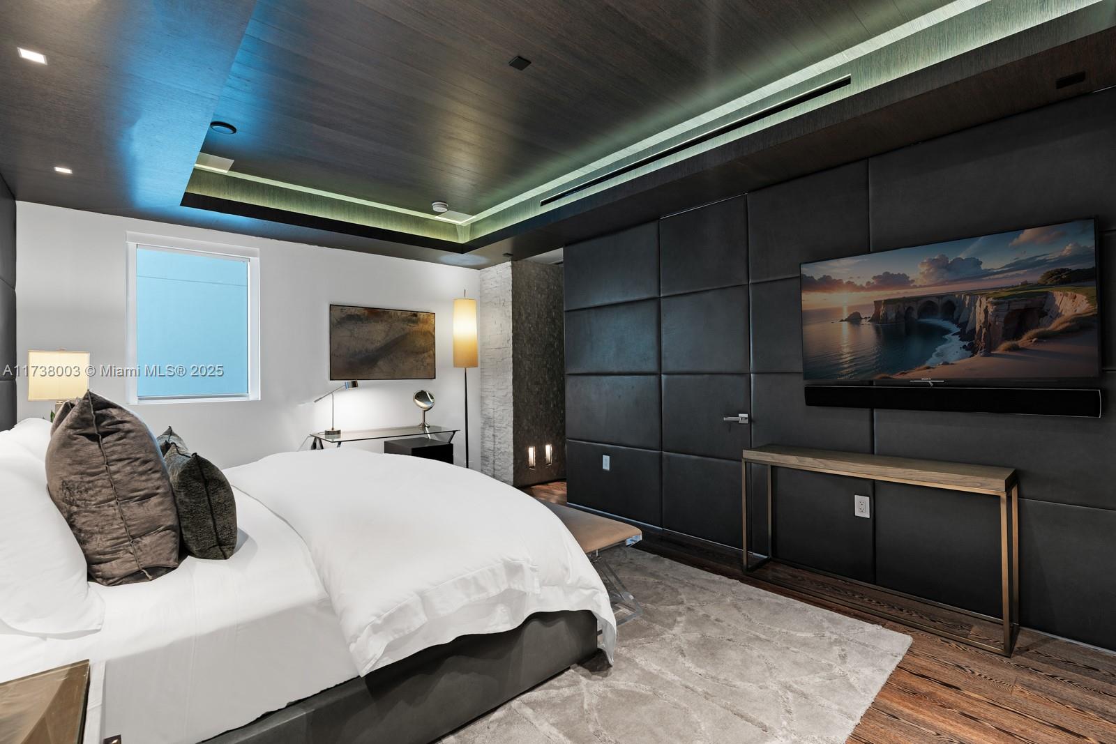 OCEAN HOUSE CONDO - Residential