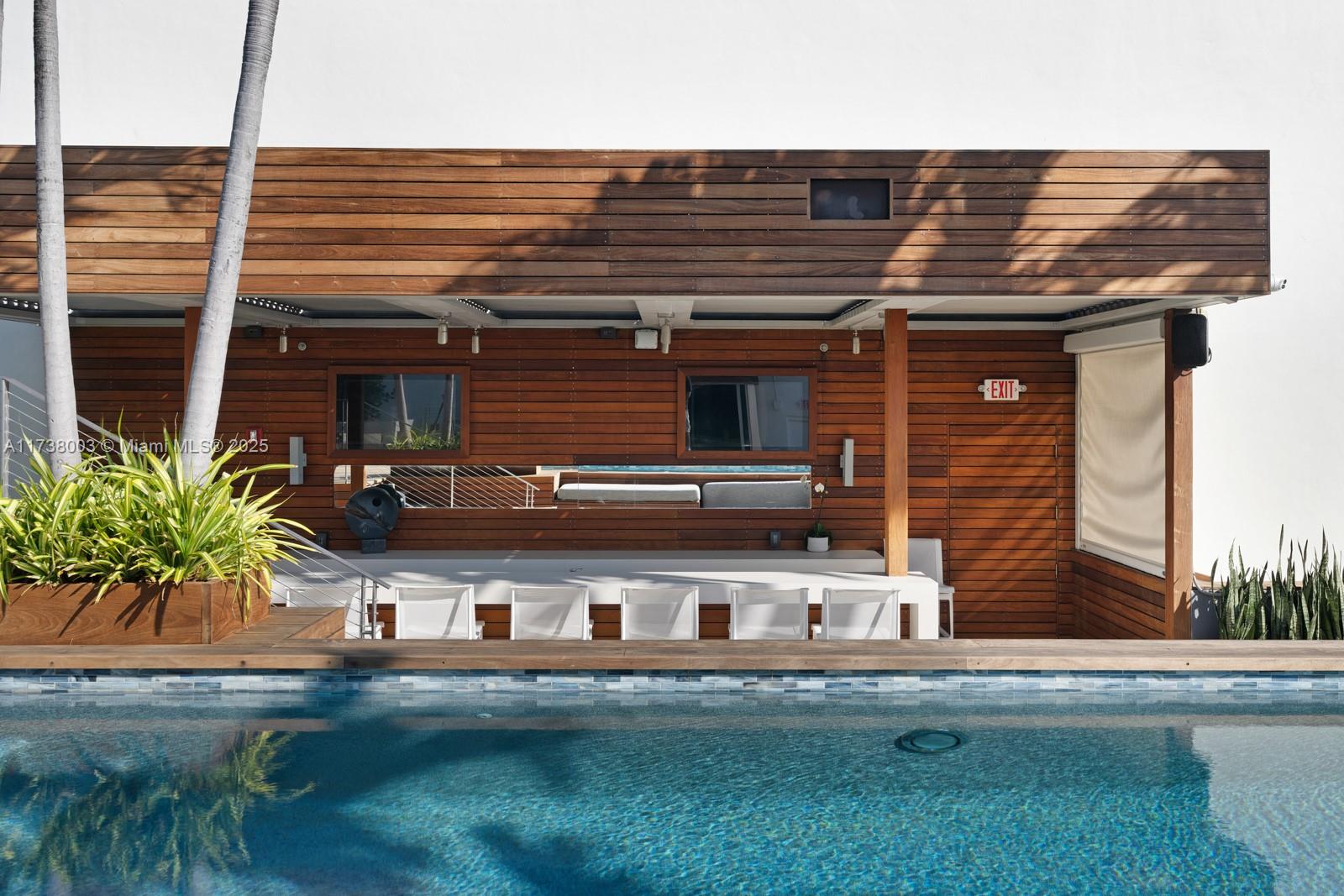 OCEAN HOUSE CONDO - Residential