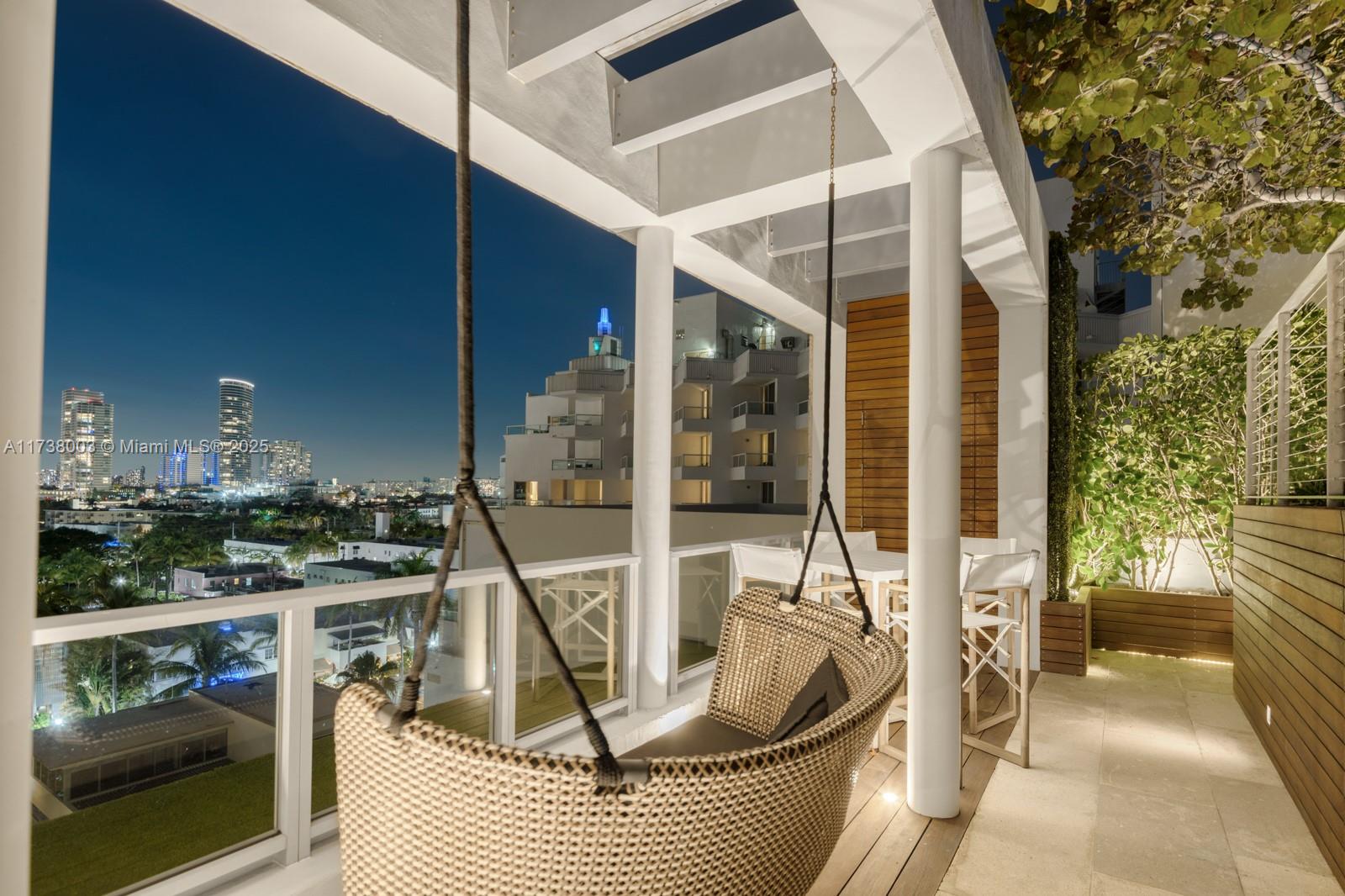 OCEAN HOUSE CONDO - Residential