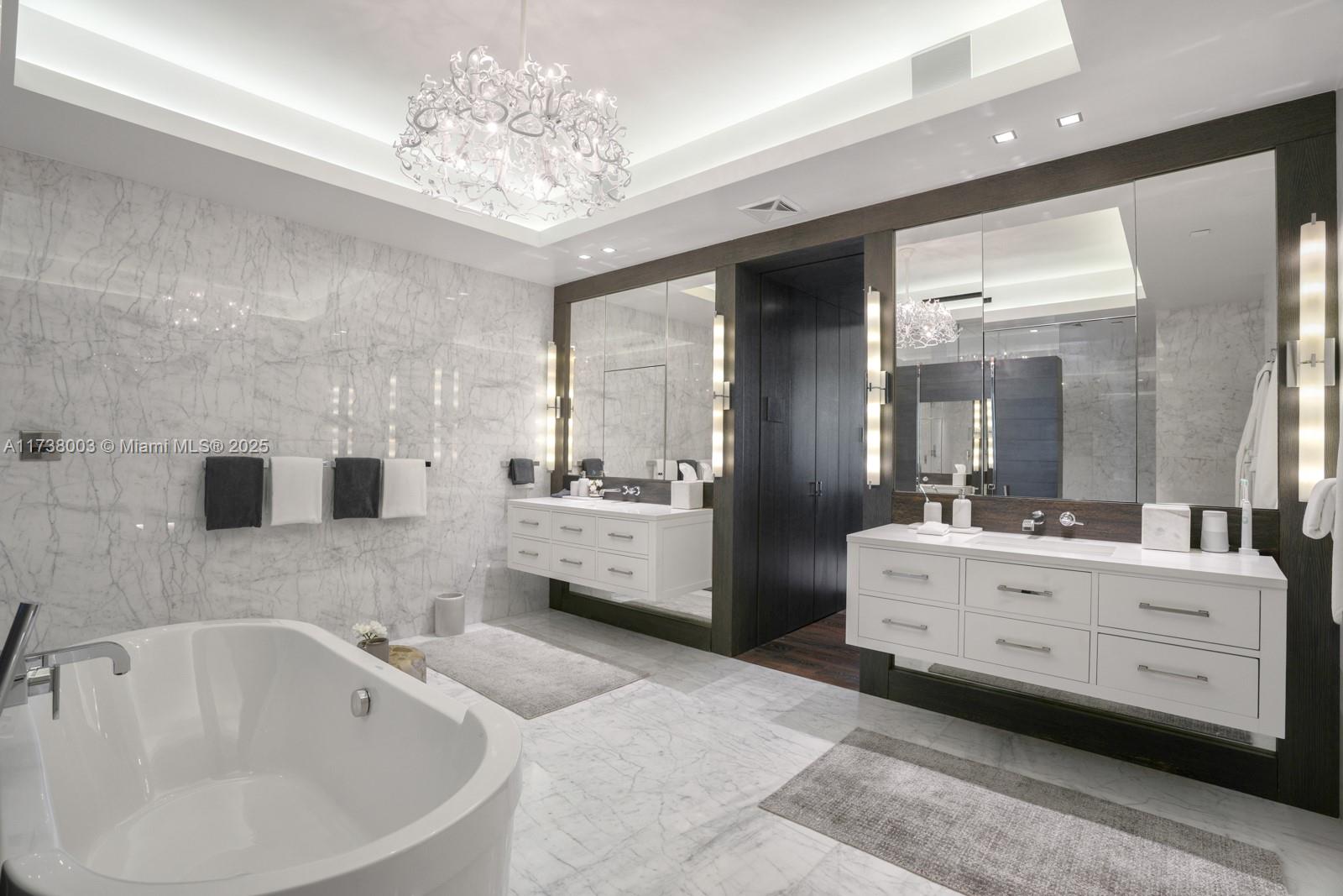 OCEAN HOUSE CONDO - Residential