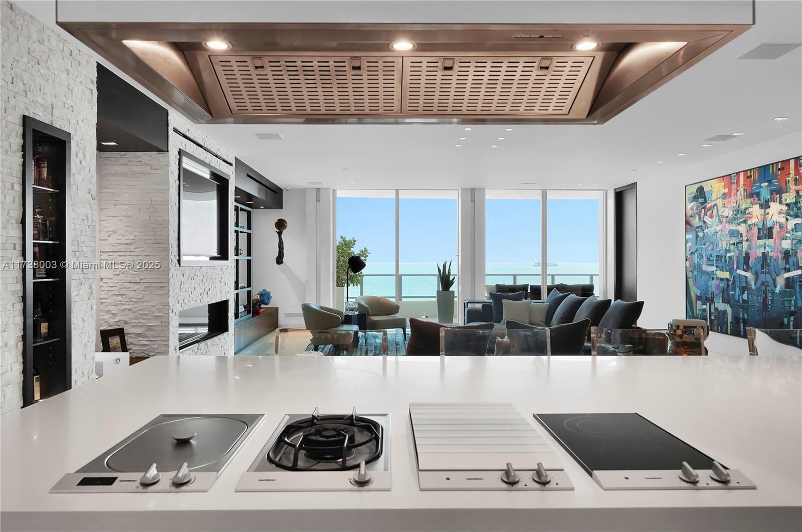 OCEAN HOUSE CONDO - Residential