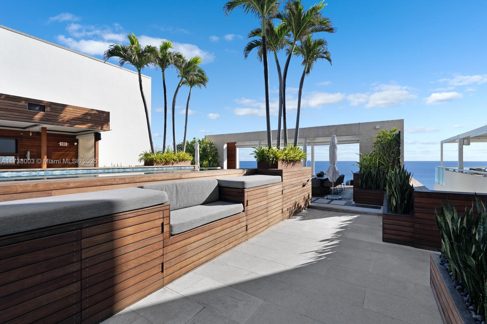 OCEAN HOUSE CONDO - Residential